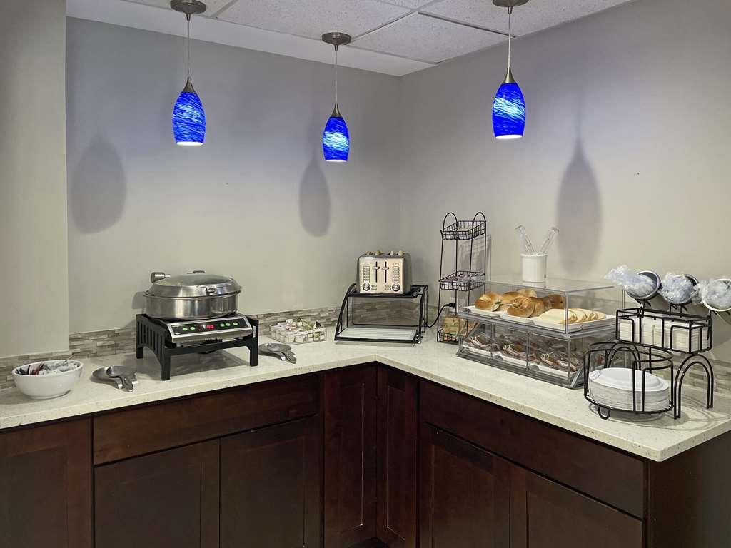 Comfort Inn & Suites Mundelein-Vernon Hills Ресторан фото