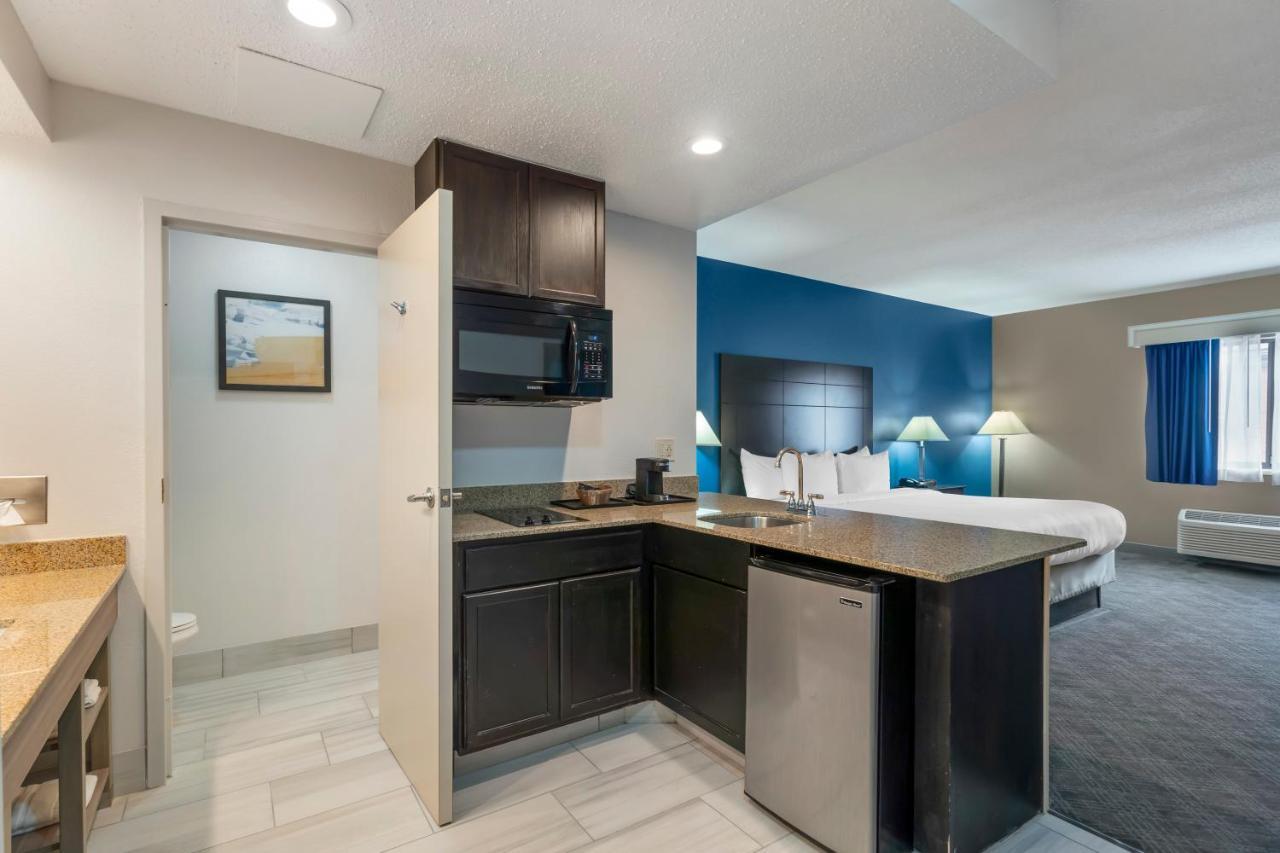 Comfort Inn & Suites Mundelein-Vernon Hills Экстерьер фото
