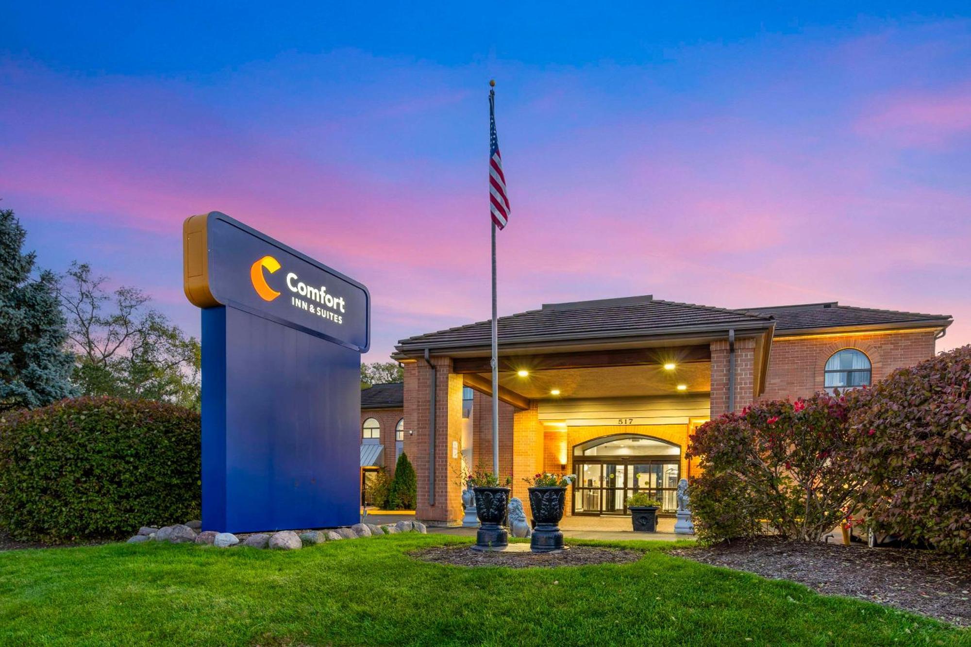 Comfort Inn & Suites Mundelein-Vernon Hills Экстерьер фото